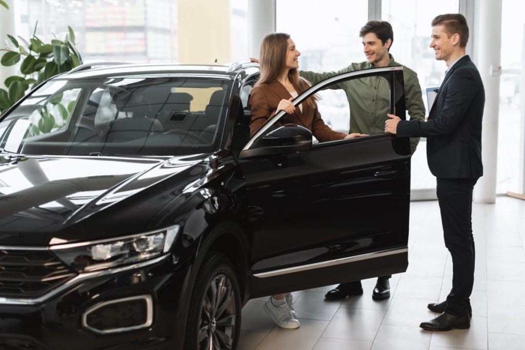 Kako postaviti realnu cijenu polovnog automobila u oglasniku? Kako postaviti realnu cijenu polovnog automobila u oglasniku?
